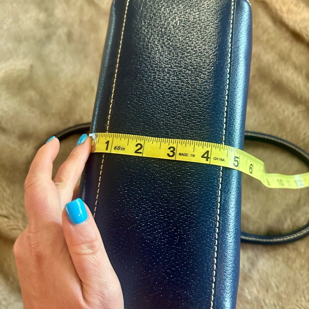 Kate Spade set of three Leather Handbags​​ - Picture 7 of 15